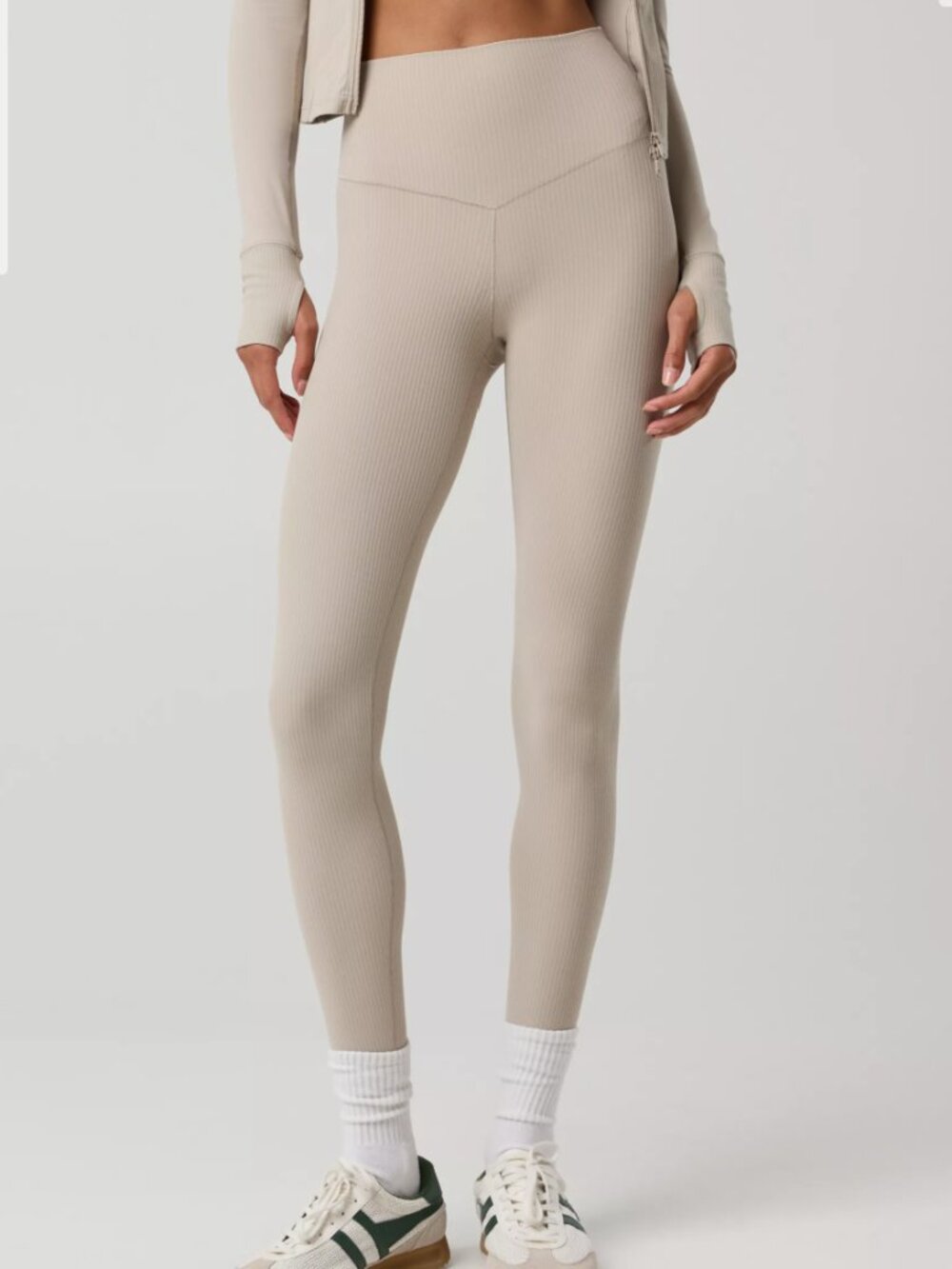 OFFLINE by Aerie Real Me XTRA High Waisted Ribbed 7/8 Leggings Size M Taupe